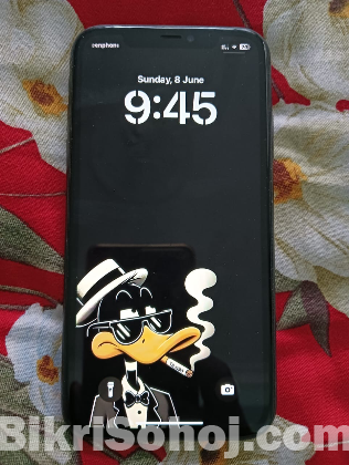 Iphone 11 64GB with full box and original apple charger .